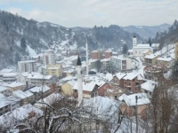 ZLOČINCI NA TABLAMA: Ko je stvarno odgovoran za nazive ulica u Srebrenici?