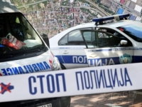 MISTERIOZNA SMRT U KOMŠILUKU: Mladić skinuo nanogicu i pobjegao iz pritvora, pronađen mrtav na stepeništu stambene zgrade