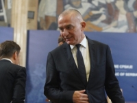 MINISTAR PRAVDE SRBIJE POBJEGAO OD NOVINARA: Vujić nije želio odgovoriti na pitanje o Vučićevoj najavi...