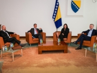 ĆUDIĆ SE SASTALA S GINKELOM: 'Nećemo tolerisati pokušaje stranačkog profitiranja preko strateških projekata'