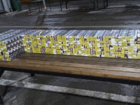 VOZAČA PITALI IMA LI ŠTA DA PRIJAVI: Policija ostala šokirana otkrićem u šupljinama automobila (FOTO)