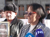 POTRESNI GOVOR MAJKE SENADE: 'Moje Ajle nema, a on je pušten da Novu godinu dočeka s prijateljima...' (VIDEO)