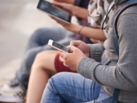 KAD DISTRAKCIJE ZAHTIJEVAJU (RE)AKCIJE: Šta je donijela godina zabrane mobitela u školama na Novom Zelandu