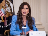 'PREPLAVLJUJU NAS UBOJICAMA I PARAZITIMA': Najavljena masovna zabrana ulaska nakon pucnjave u Washingtonu