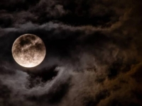 SPEKTAKL NA NEBU: Večeras Hladni Mjesec obasjava BiH – posljednji supermjesec ove godine!