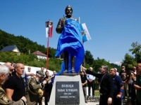 NEMOĆ DRŽAVE CRNE GORE U ODNOSU NA SPC: Zločincima Đurišiću i Mihailoviću daje parastose, a sada podiže i spomenik