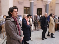 'SB' U VIJEĆNICI: Agdal Nuhanović predstavio neviđenu unutrašnjost 'Sivog doma', otvorena izložba 'Naša kuća' (FOTO)