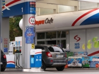 SRBE ČEKA NEVIĐENI HAOS: Uskoro neće imati gdje natočiti gorivo