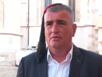 MIRO BULJ SE BAHATI: Protjerao romski orkestar; 'pjevanje Đurđevdana nije niti prigodno za Badnjak'