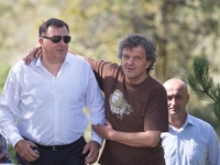PUKLA LJUBAV IZMEĐU DODIKA I NEMANJE: Vlada 'izgurala' Kusturicu iz Andrićgrada
