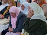 MAJKE SREBRENICE OGORČENE: Vlada KS dala novac Udruženju koje s RTRS-om snima film o Srebrenici