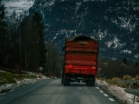 NUDE PLATU OD 3.000 EURA I POSEBAN DODATAK: Upravo traže 100 radnika, a ne treba ni škola