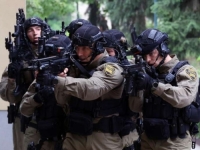 FUP OBJAVIO DETALJE AKCIJE I PRETRESA PROSTORIJA 'HOLAND TAKSIJA': Privedene četiri osobe zbog trgovine drogom i pranja novca