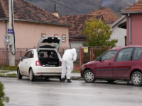POLICAJCI OSTALI ŠOKIRANI PRIZORIMA U KUĆI: Isplivali novi, monstruozni detalji dvostrukog ubistva i samoubistva porodice iz BiH