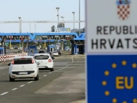 BEZ OVOG PAPIRA DIJETE MOŽE OSTATI NA GRANICI: Roditeljska saglasnost ponovo pravi probleme putnicima