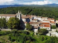 ČUVA VIJEKOVE ISTORIJE: Najmanji grad u Evropi, blizu BiH fascinira posjetioce