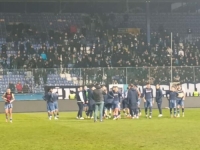 SLOGA ODNIJELA BOD, NAVIJAČI DRESOVE: Crna noć za sarajevske Plave!