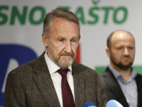 BAKIR IZETBEGOVIĆ KRITIKOVAO TROJKU: Odgovorio hoće li se kandidovati (FOTO)