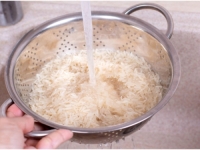 RIŽU VIŠE NE BISTE TREBALI KUHATI NA ŠPORETU: Jednostavna metoda daje savršena zrna za samo 12 minuta