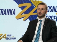 EFENDIĆ PORUČIO KRITIČARIMA RUKOVODSTVA BiH U DEJTONU: 'Posavjetujte Zelenskog kako da pregovara i objasnite mu kako da sačuva cjelovitu Ukrajinu!'