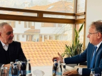SUSRET U SARAJEVU: O čemu su razgovarali Nikšić i reis Kavazović?