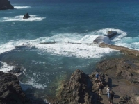 JEZIVA SMRT: Val preplavio prirodni bazen i odnio kupače, ČETVERO MRTVIH!