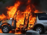 TEROR U SRBIJI: Zapaljen automobil tužiteljici iz Subotice!