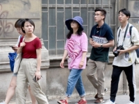 UHAPŠENE DVIJE KINESKINJE: Ušle kao dio turističke grupe, pa pobjegle i nezakonito ostale u državi