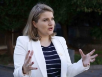 NOVI TEŽAK UDARAC ZA KONAKOVIĆEVU STRANKU: Napustila ih Mia Karamehić Abazović!