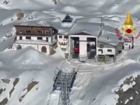 UŽAS U ITALIJI: Kabina žičare se zabila u stanicu, oko 100 osoba čeka na evakuaciju (VIDEO)