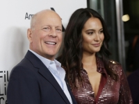 SUPRUGA SLAVNOG GLUMCA TEŠKO PODNOSI PRAZNIKE: 'Sada su tu tuga i bol... Ali nismo slomljeni!'