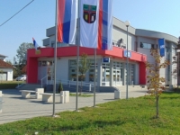 NALOG OPŠTINI STANARI: Prestanite skrivati informacije, kršite zakon