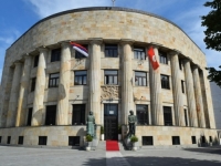 NAKNADNO UVRŠTENO NA DNEVNI RED SJEDNICE NSRS-a: Budžet predsjednika RS sa 77 miliona KM povećan na...