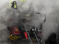 KATASTROFA U KISELJAKU: Vatra progutala tvornicu, 70 radnika ostalo bez posla...