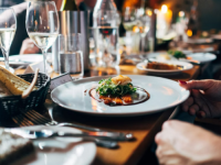 KOBNA BOŽIĆNA VEČERA: Majka i kćerka preminule, otac u teškom stanju