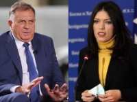 SANJA VULIĆ NE MIJENJA PLOČU: 'I dalje ostajem pri izjavi da je Dodik moj bog'