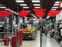 VIC DANA: Mujo ispred prodavnice sreo starog jarana, a onda je počela priča o visokim cijenama...