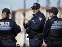 ISLAMOFOBIJA NA DJELU: Primjerci Kur'ana pocijepani i bačeni u francuskoj džamiji