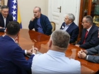 BEĆIROVIĆ SE SASTAO SA VETERANIMA ARMIJE RBIH: Šta su mu poručili?