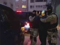 OVAJ KRIMINALAC JE JUČER OSUĐEN NA TRI I PO GODINE ZATVORA: Ministar Isak ga jako dobro zna, zajedno su putovali u Srebrenicu... (FOTO)