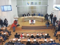 USVOJEN BUDŽET KS TEŽAK SKORO DVIJE MILIJARDE KM: Može li Sarajevo izdržati sve obećane projekte?