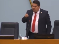 ŠOK U PARLAMENTU REPUBLIKE SRPSKE: Stevandić potpuno pobjesnio nakon neugodnog pitanja...