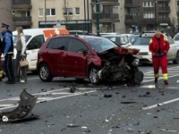 U SARAJEVU SE SUDARILA DVA VOZILA: Stravične slike s mjesta nesreće (FOTO/VIDEO)