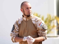 DRAMA U SUSJEDSTVU: Poznati haker priveden zbog razbijanja ploče 'ustaškom sinu', on PRIJETI TUŽBOM...