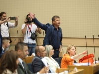 'STIGAO NAM JE POKLON...': Nebojša Vukanović objavio sadržaj presude...