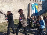 NASTAVLJAJU SE 'PROBLEMI NA JUGU ZEMLJE' KAKO JE ČOVIĆ I NAJAVLJIVAO: Sada ženama HDZ-a smeta zastava sa ljiljanima u Blagaju