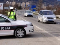SAOBRAĆAJNA NESREĆA NA BH. PUTEVIMA: Više lica povrijeđeno, saobraćaj u potpunosti obustavljen