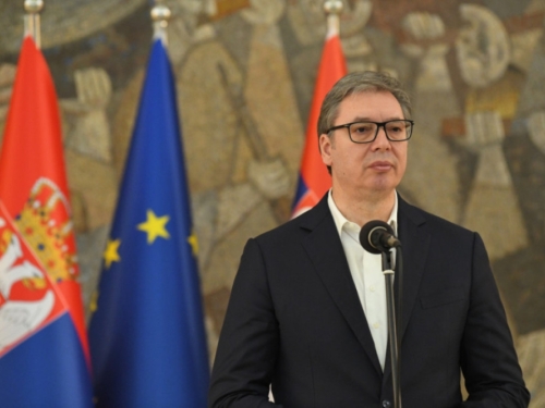 'MORATE ZNATI ŠTA JE REALNOST': Vučić objavio kada će biti raspisani parlamentarni izbori