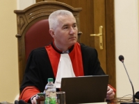 IZABRALI GA TROJKA I HDZ, A ON BRANI DODIKA I SNSD: Marin Vukoja i Valerija Galić glasali protiv odluke o proglašavanju Vlade RS neustavnom!