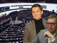 VUČIĆEVA ŠIBICARSKA POLITIKA: Predsjednik Srbije pokleknuo pred evroparlamentarcima i pritiskom oko REM-a